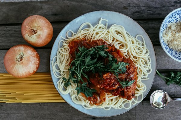 Wie kann man eine ausgewogene vegetarische Ernährung für Sportler optimieren?
